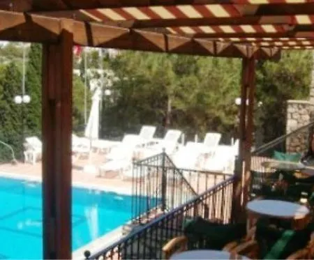 Afroditi And Aparthotel Masouri