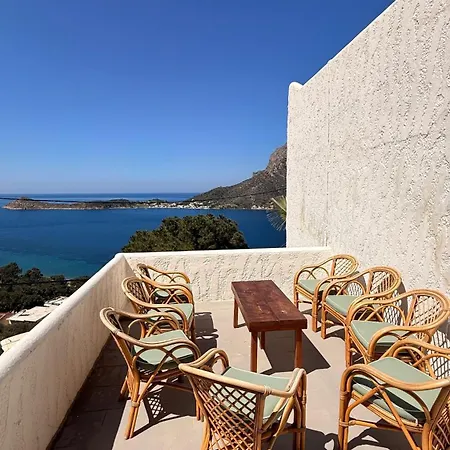 Afroditi And アパートホテル マスーリー