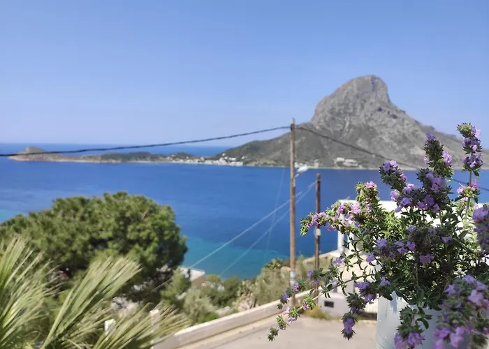 Afroditi And מאסורי