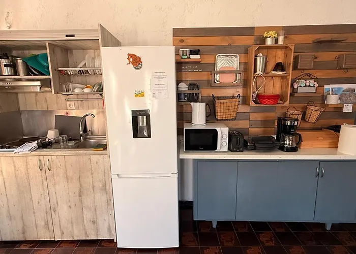 Afroditi And Апарт-отель